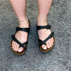 Mayari Birkenstocks
